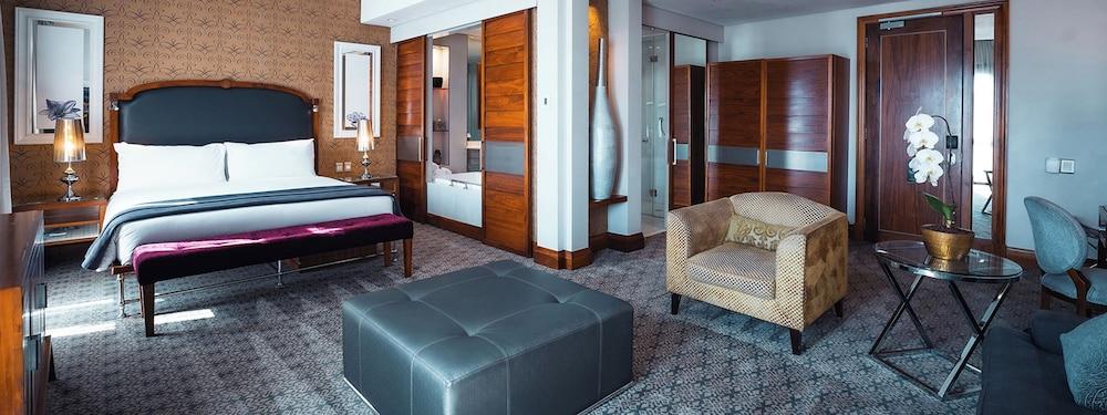 Pivot Hotel Montecasino