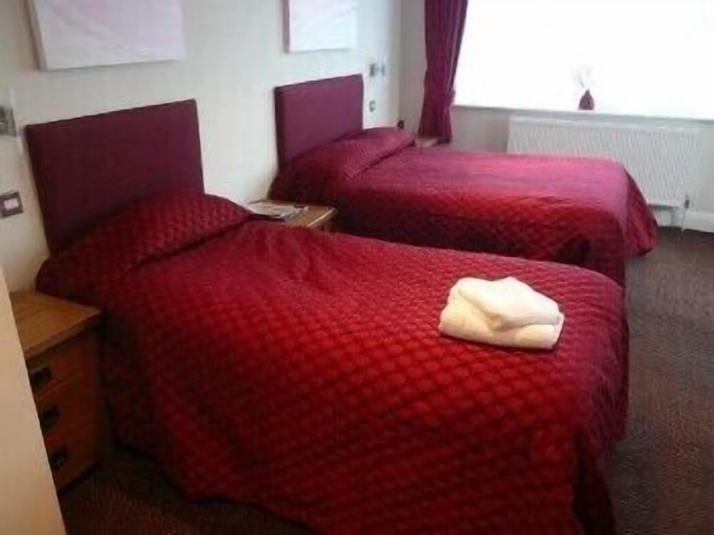 The Newtown House Hotel