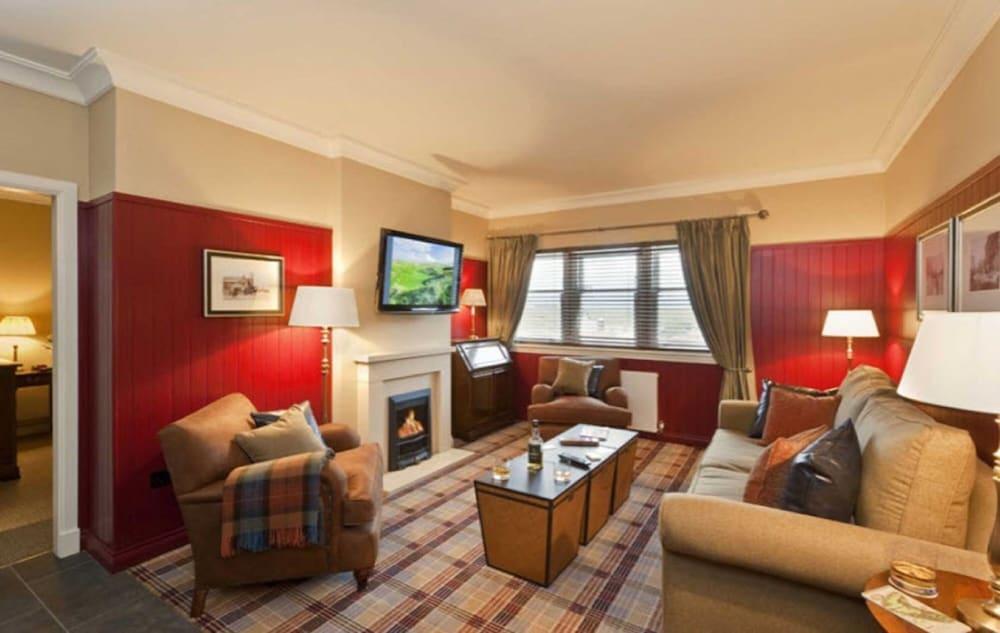 The Ugadale Hotel and Cottages