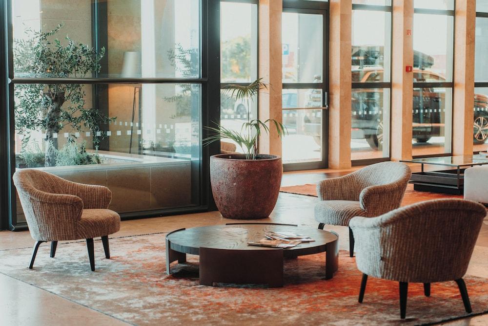 Real Marina Hotel & Spa