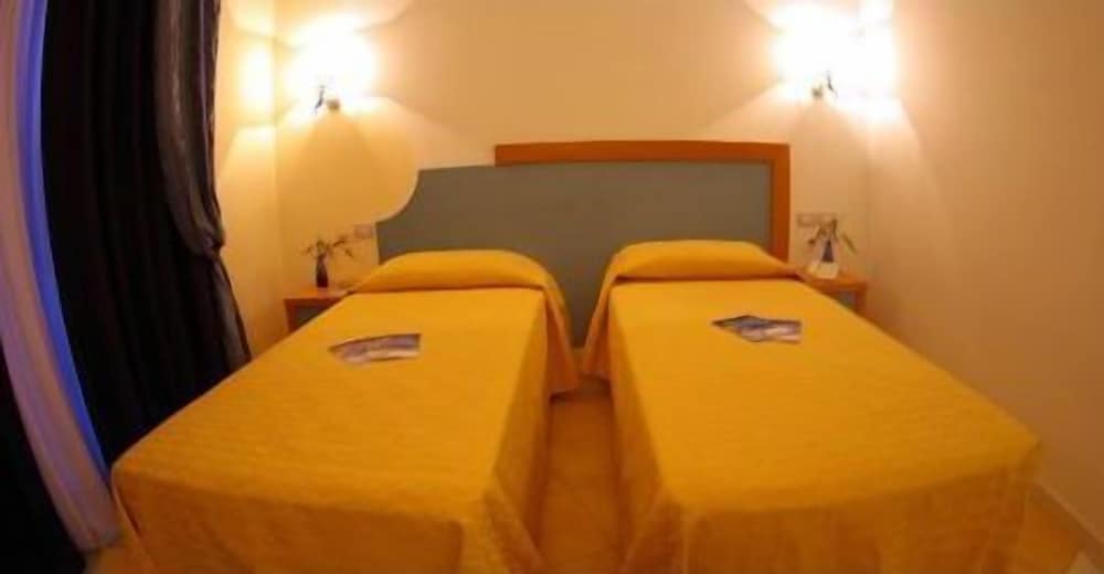 Hotel Club Cala Longa