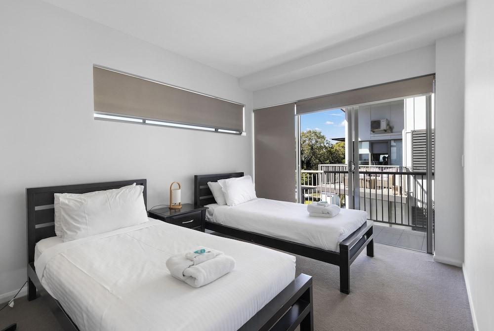 Beaches on Lammermoor Apartments