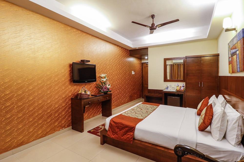 Dewdrop Le Seasons Beach Resort