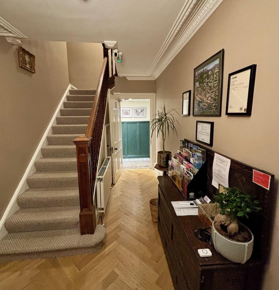 Carra Beag Guest House