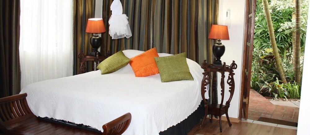 St. Lucia Wetlands Guest House