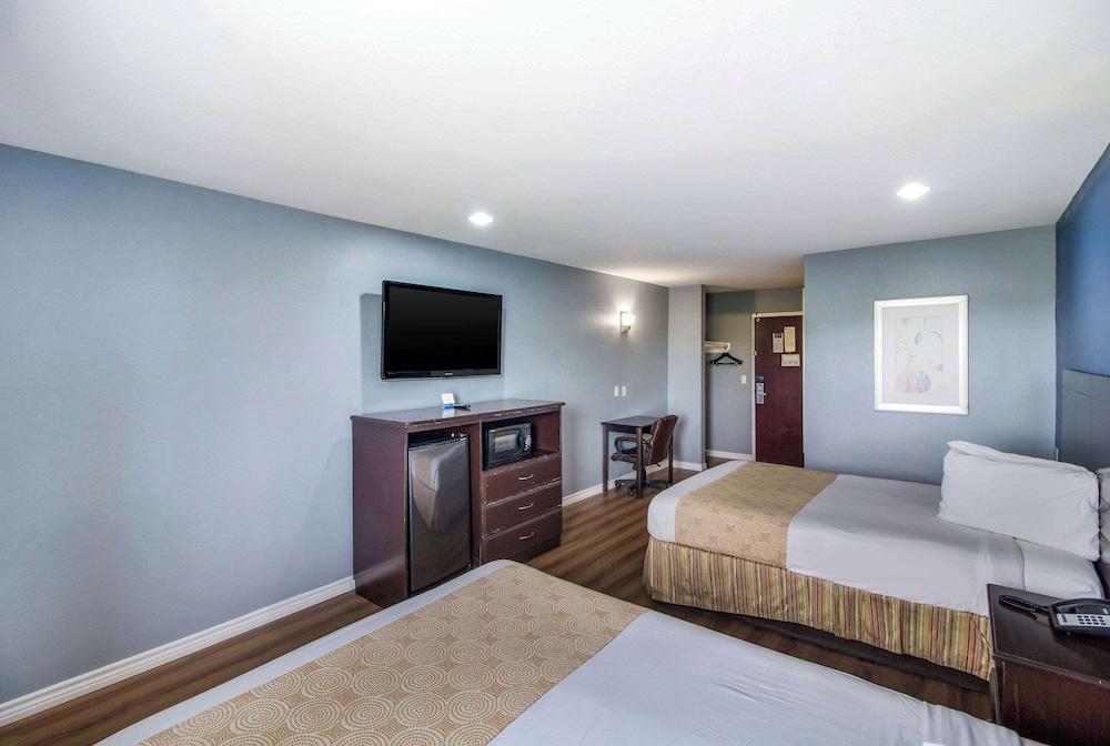 Rodeway Inn & Suites Port Arthur - Groves