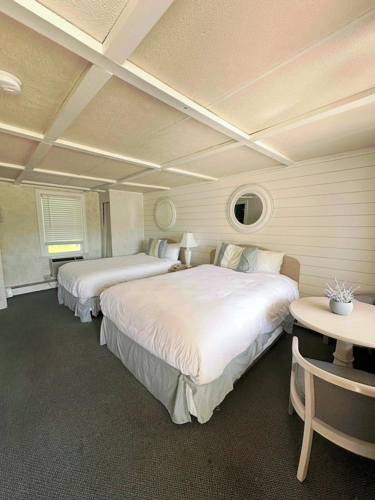 ShoreWay Acres Inn & Cape Cod Lodging