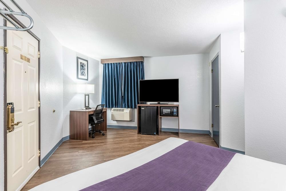 Americas Best Value Inn Searcy