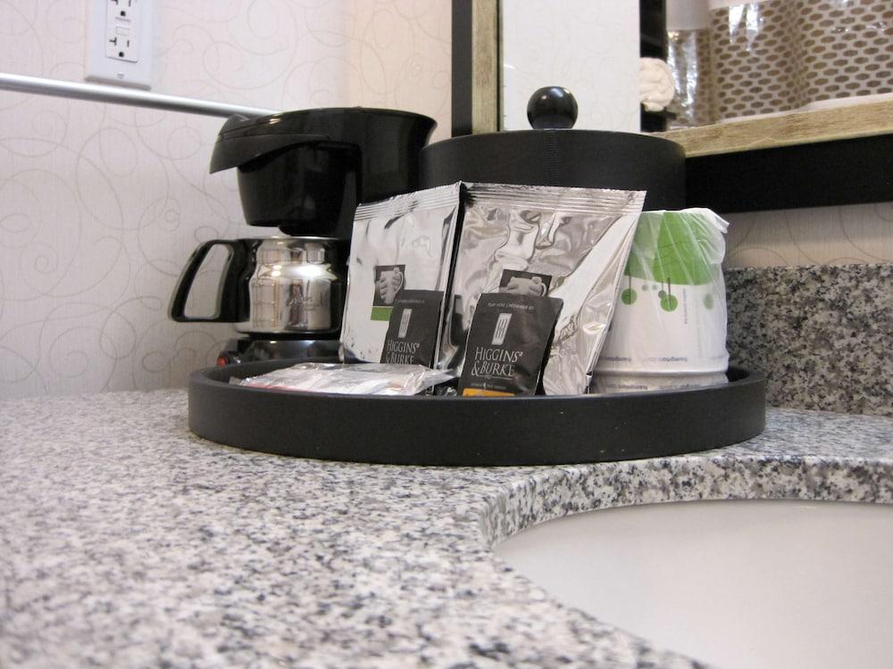 Hampton Inn by Hilton Fort Saskatchewan