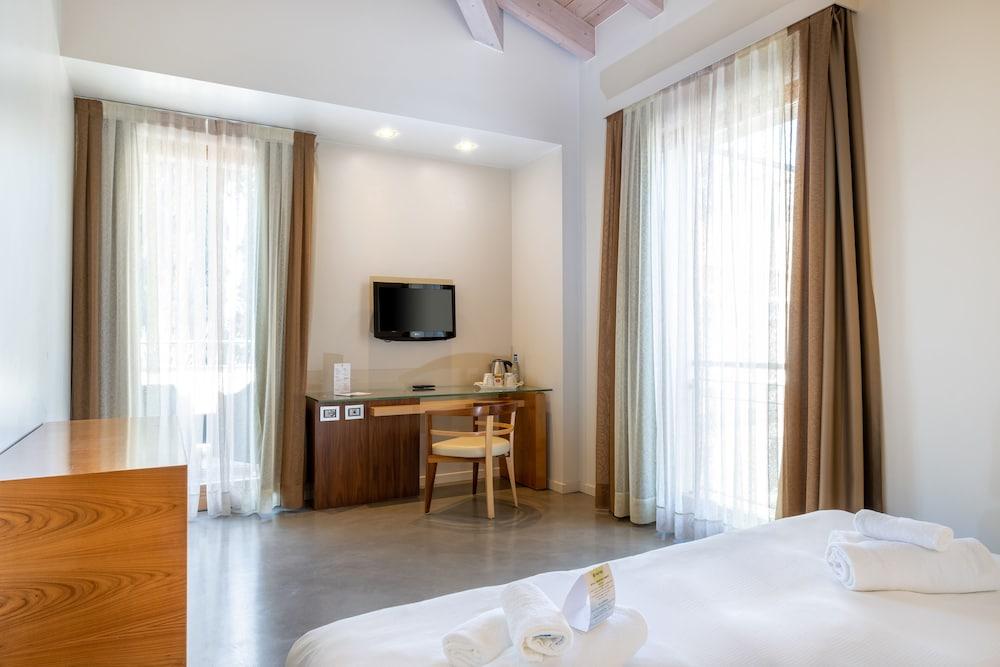 The Ziba Hotel & Spa