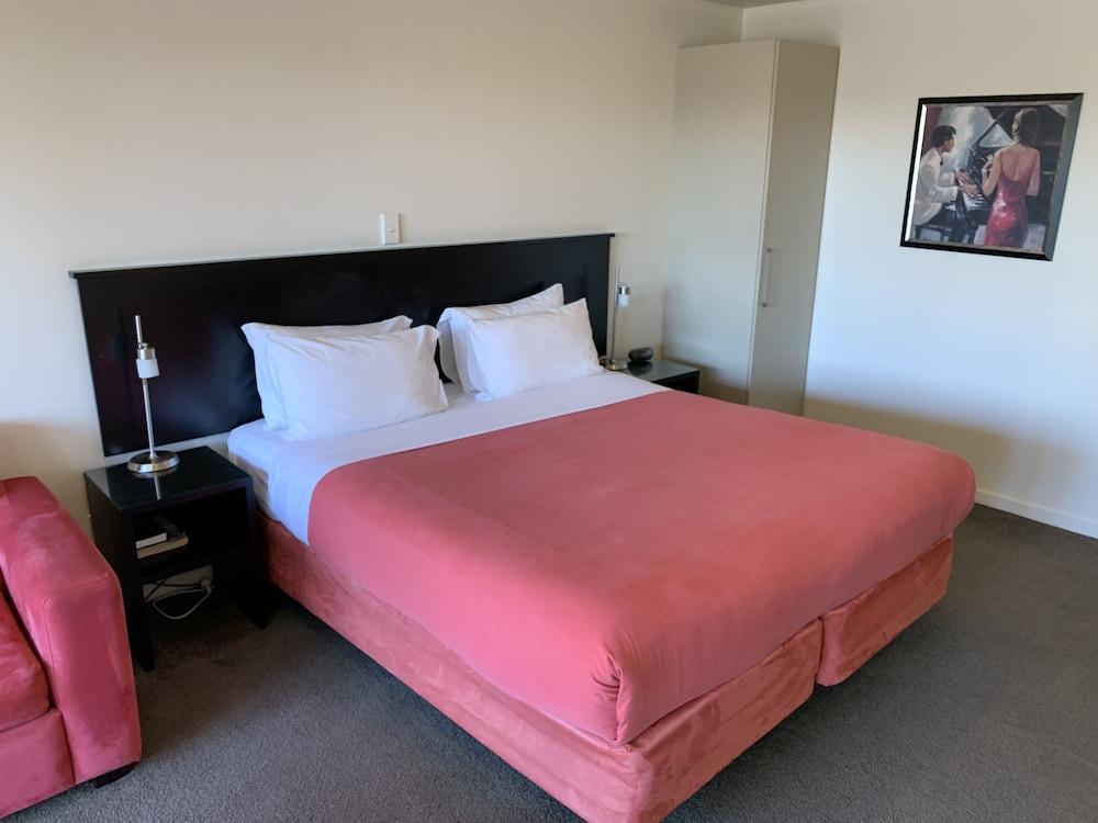 Salerno Motel Apartments