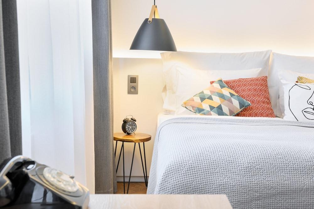 Mosaic House Design Hotel