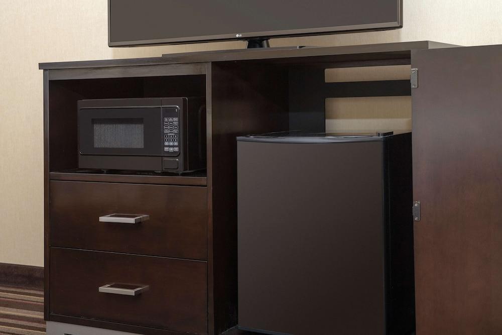 Hampton Inn & Suites Seattle/Federal Way