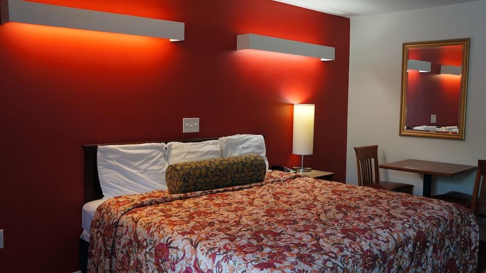 Classic Motor Lodge West Green