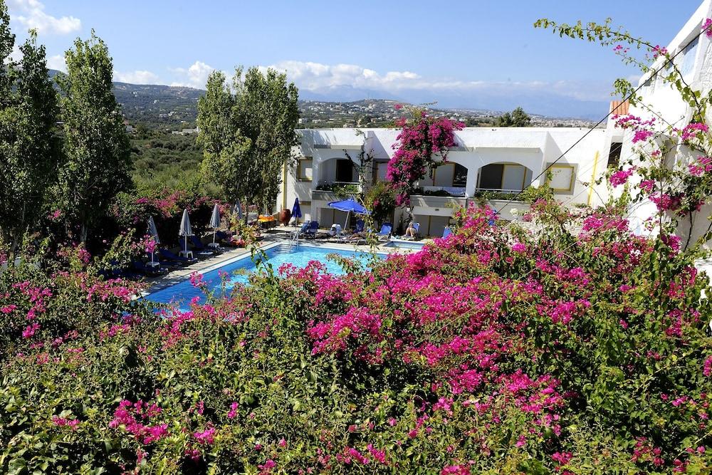 Apollon Hotel Apartments