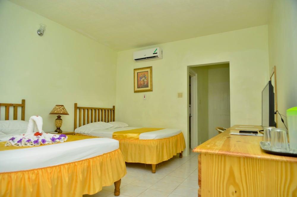 Fun Holiday Beach Resort