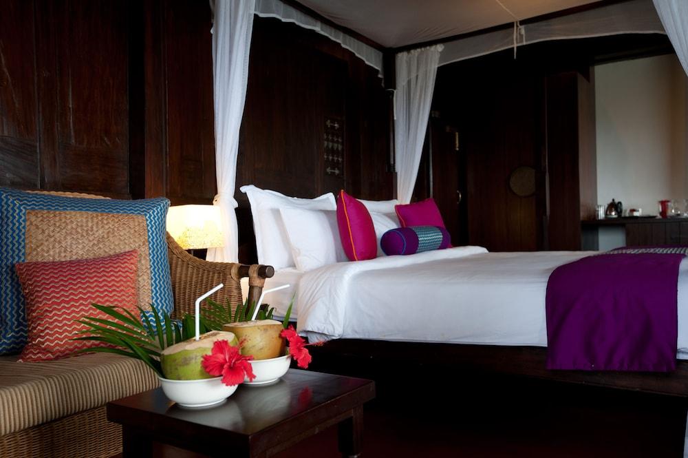 Niraamaya Surya Samudra