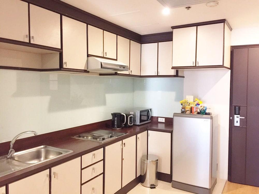 Evergreen Place Siam by UHG