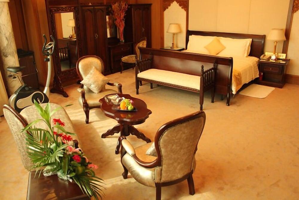 Phoenix Hotel Inner Mongolia