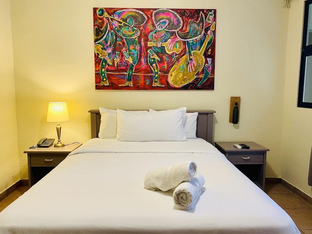 Morrison Hotel San Salvador