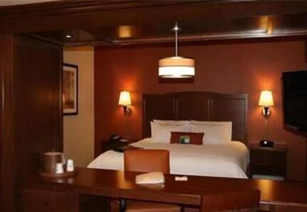 Hampton Inn & Suites New Castle