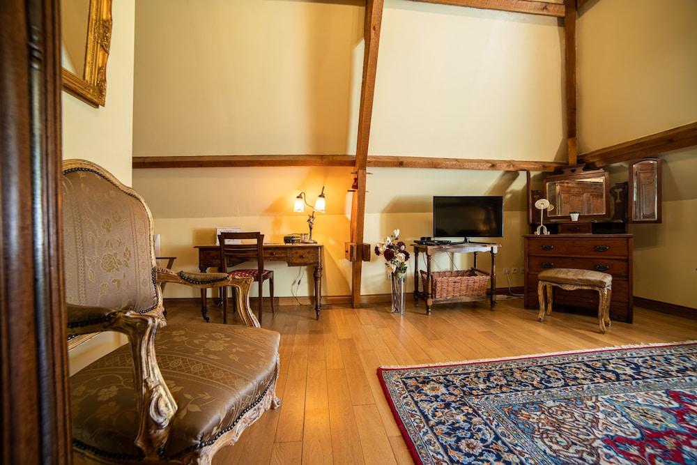 Domaine de la Tour B&B