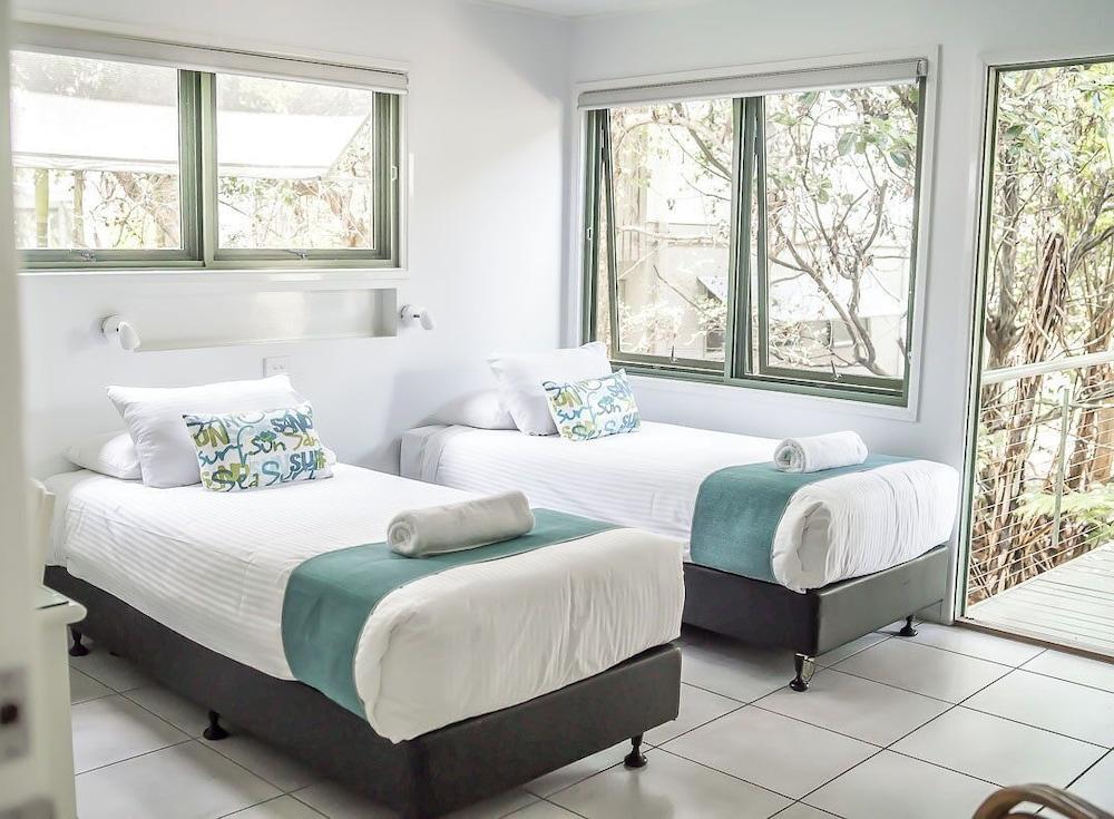 The Retreat Beach Houses