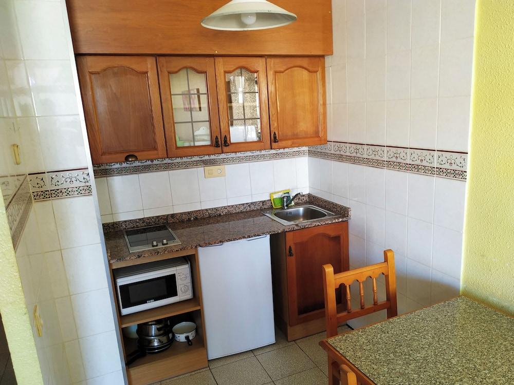 Apartamentos Habitat - Playa Romana 3000