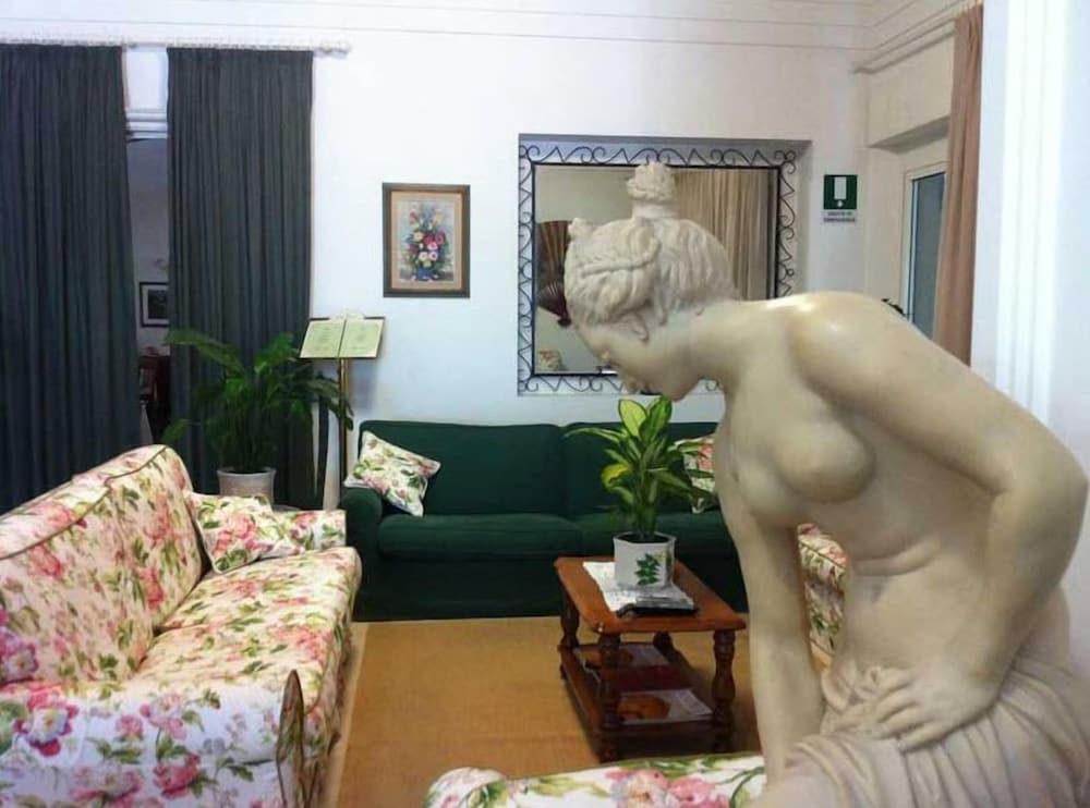 Hotel Astor Victoria