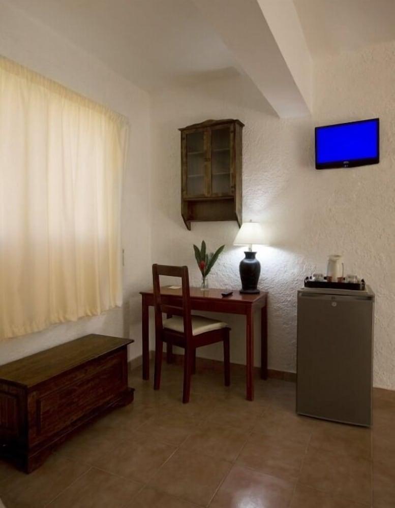 Playa Esmeralda Resort