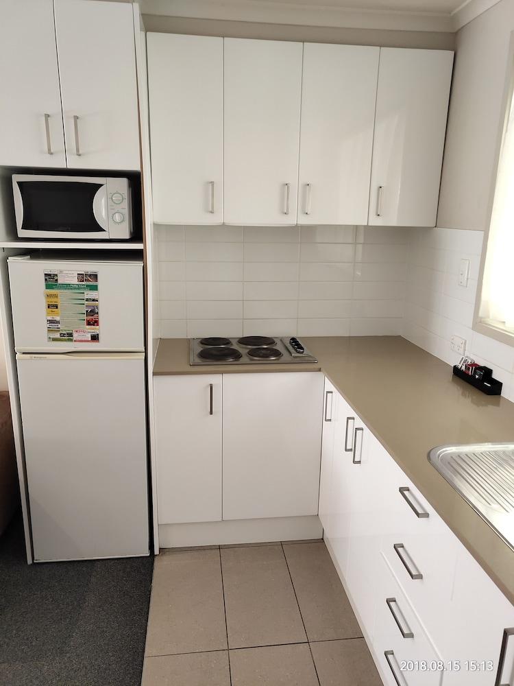 The Coachman Motel & Units