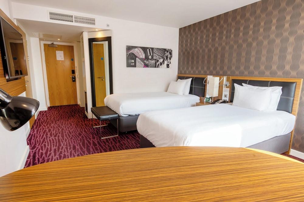 Holiday Inn Manchester-Media City UK by IHG