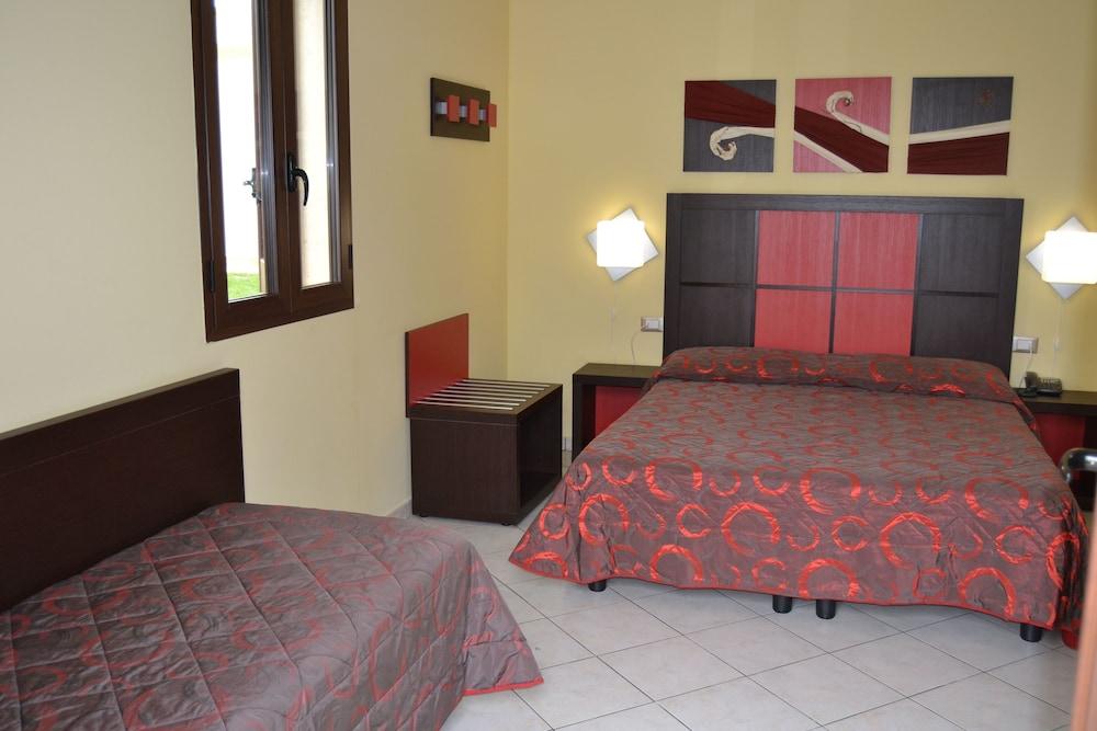 Villa Hermosa Resort