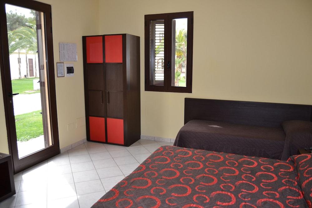 Villa Hermosa Resort