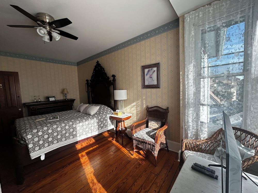 Beauclaires Bed & Breakfast Inn