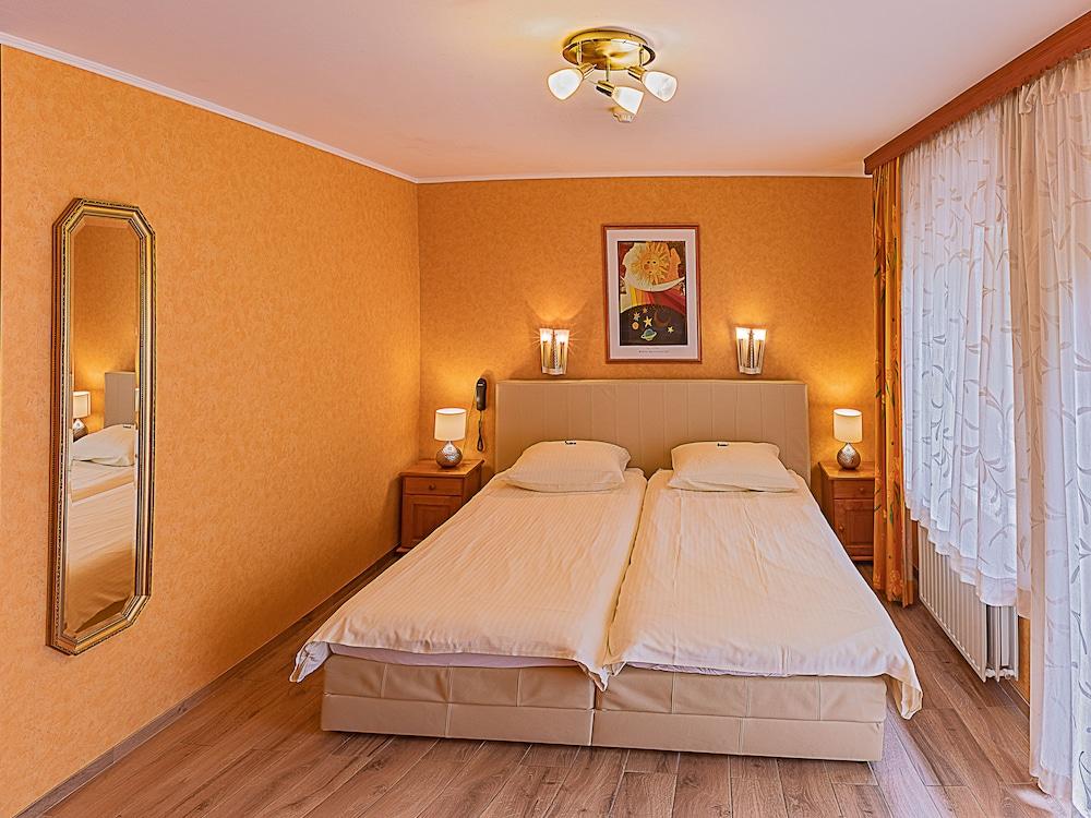 Hostellerie Val Fleuri