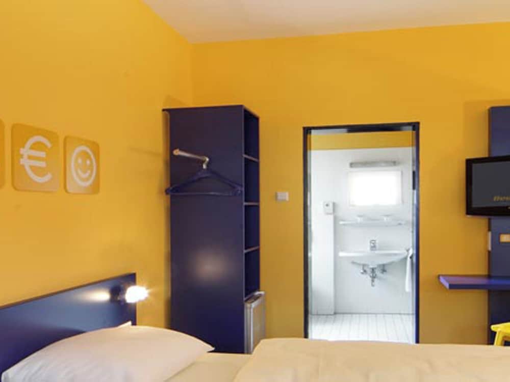 Bed'nBudget Expo-Hostel Rooms