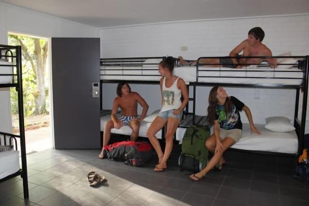 Nomads Noosa Backpackers Hostel