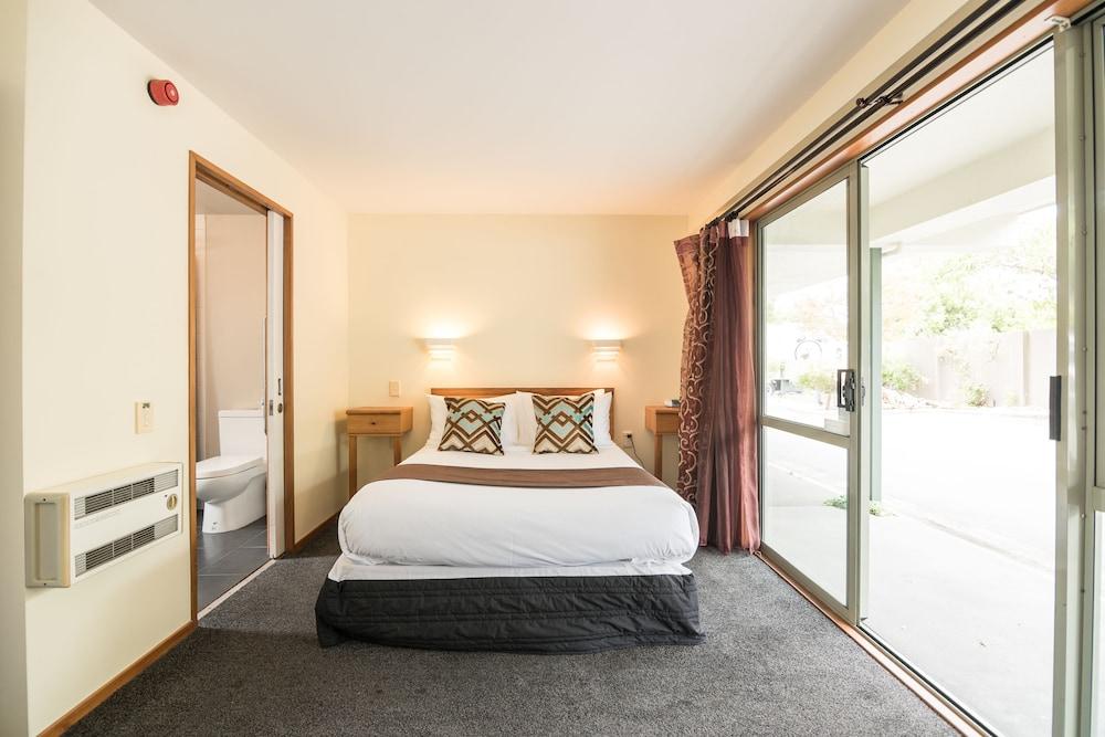 Central Park Motor Lodge