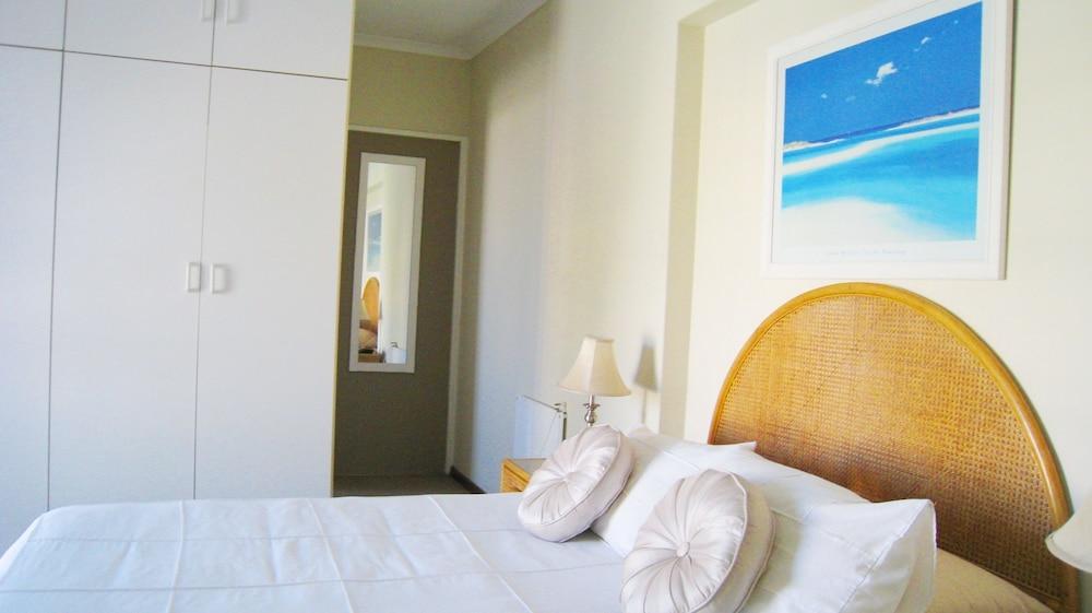 Blouberg Dolphin Inn