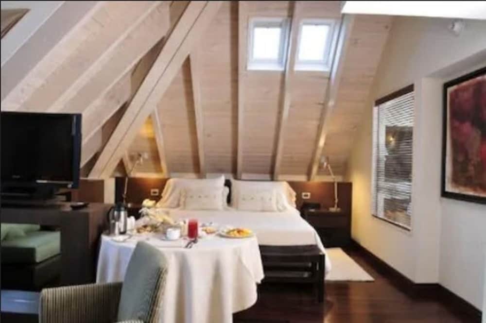 Hotel Dreams de los Volcanes - Puerto Varas