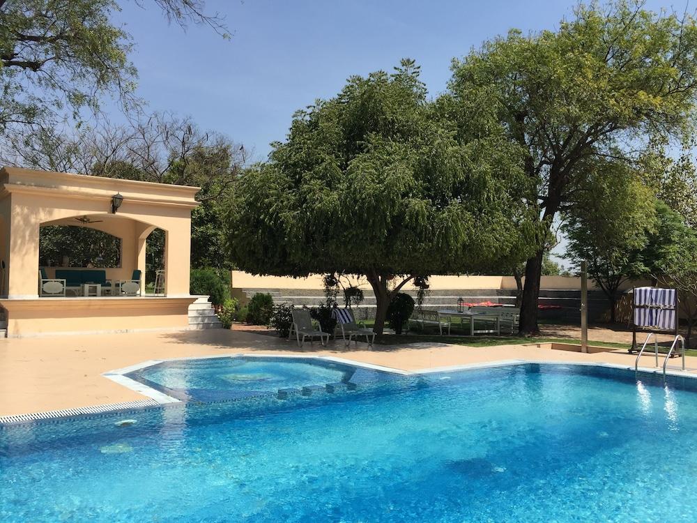 WelcomHeritage Sheikhpura Kothi