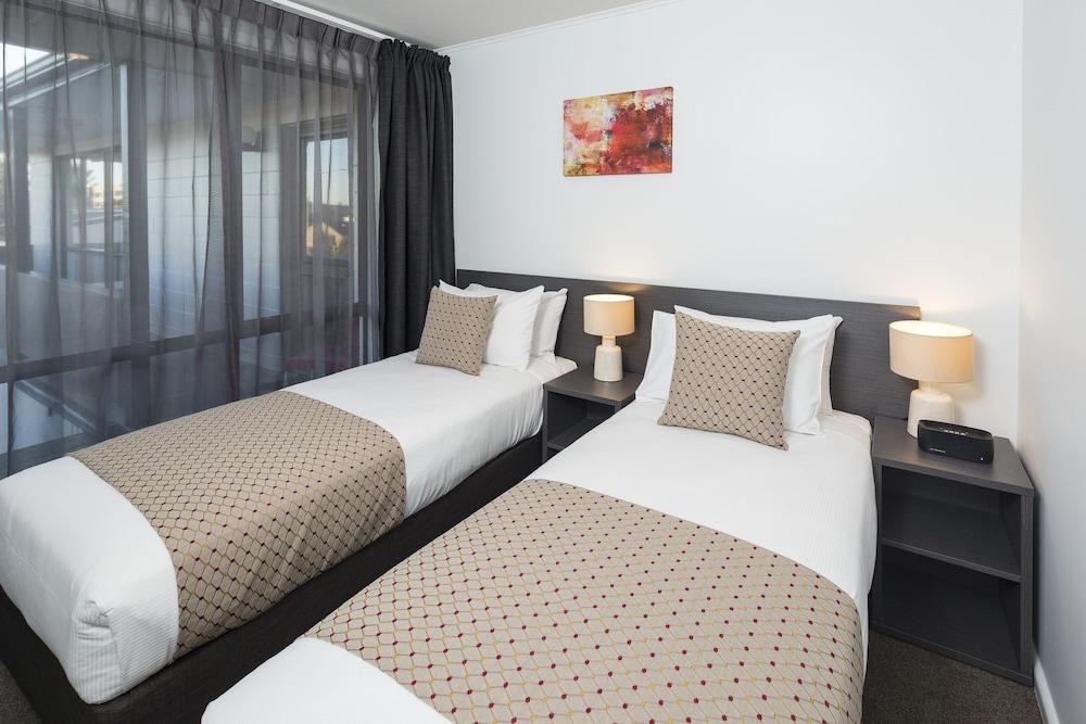 Carnmore Hagley Park