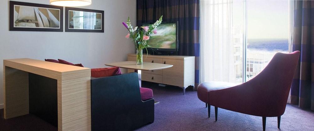 Spa Marin du Val André Thalasso Resort