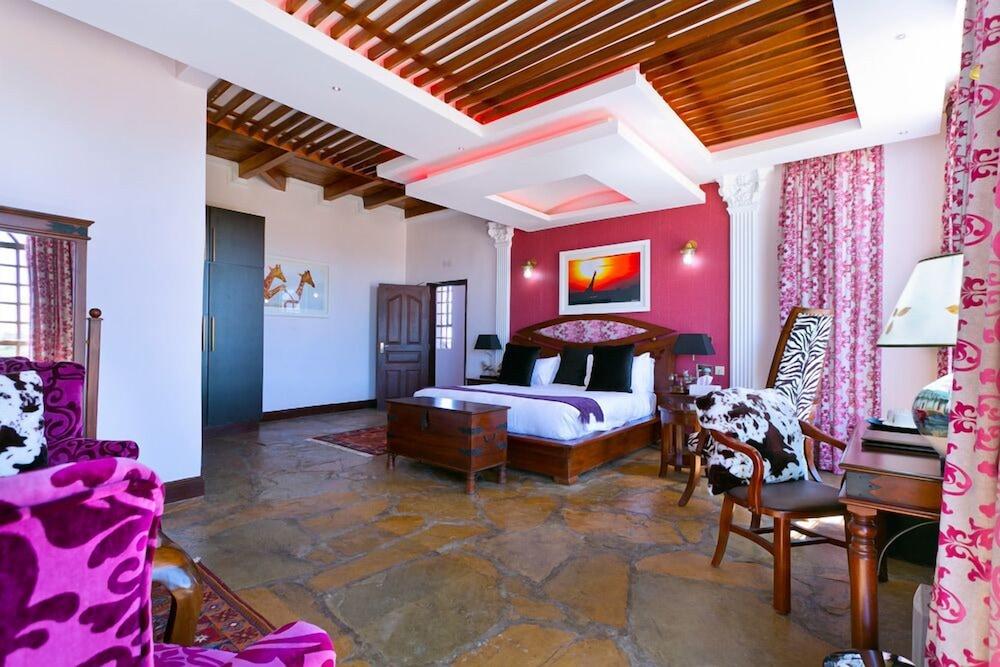 Giraffe Ark Game Lodge