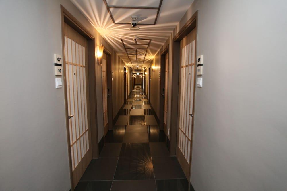 Hotel 81 Premier Star