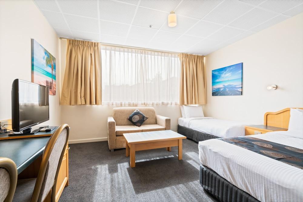 Adelaide International Motel