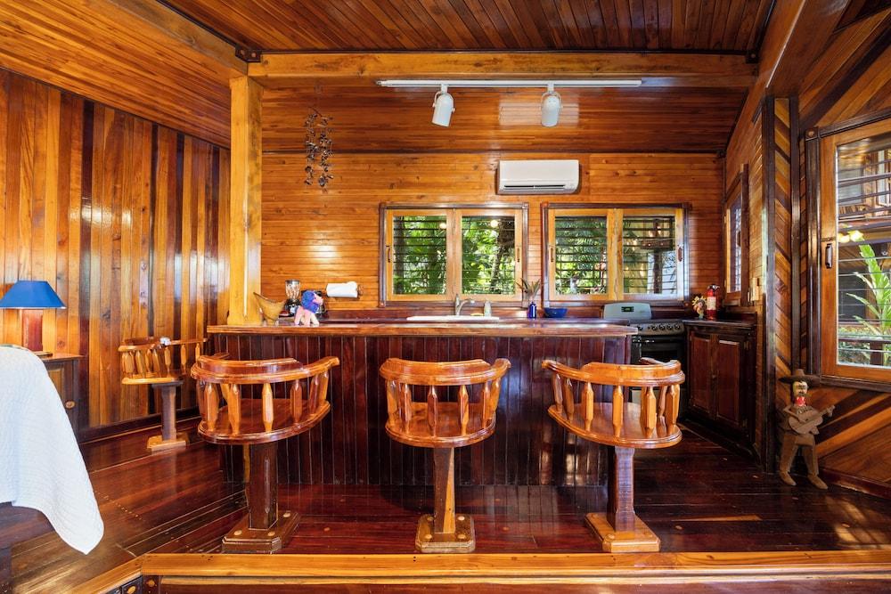 Tambor Tropical - Adults Only