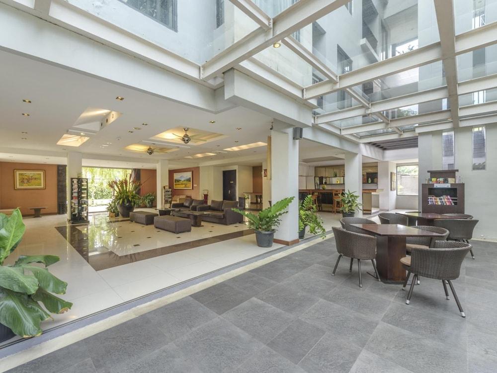 Umalas Hotel and Residence