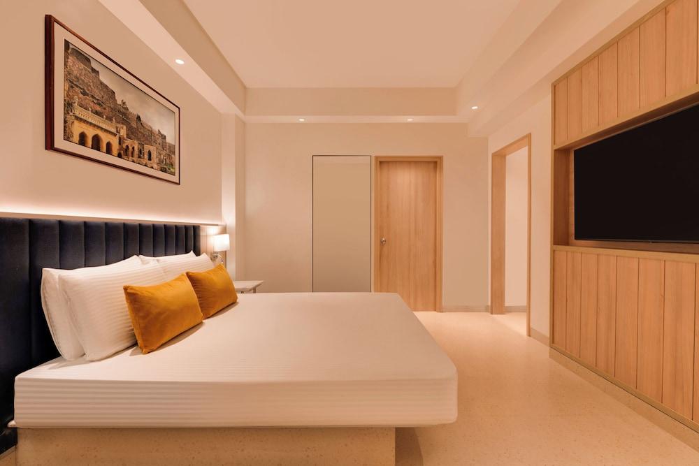 Lemon Tree Premier, HITEC City, Hyderabad